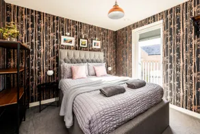 Central 3-Bed Townhouse - Garden & Free Parking - Image 5
