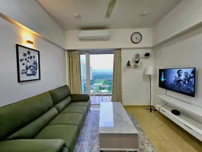 Pvt Jacuzzi : Studio Serene with Panoramic Views - Image 3