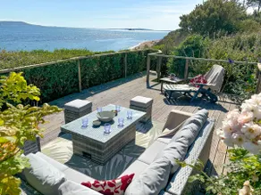 East Creek - hot tub, pool, dog friendly, right on the beach in Ringstead - Image 5