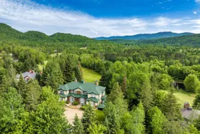 Pool Access • Minutes to Tremblant Village - Image 4