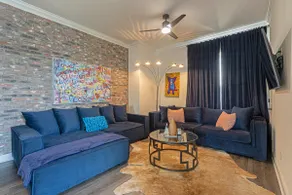 Downtown Tyler Townhome w/ Garage - Image 3