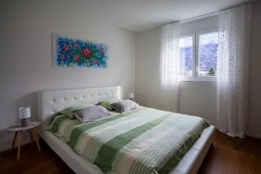 bright, spacious and quiet - Image 2