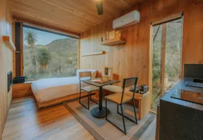 Spectacular Cabin with Private Jacuzzi - Image 5