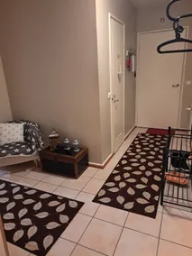 Cozy apartment building - Image 4