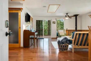 Evergreen- serene cabin getaway - Image 5