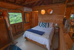 Historic, unique water stay at Tapley Boat House - Image 4
