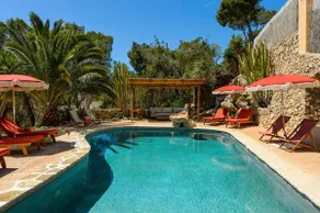 Can Tinalles - Renovated Villa with Sea Views - Image 4