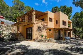 Can Tinalles - Renovated Villa with Sea Views - Image 5