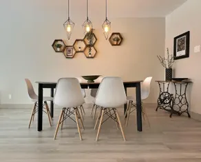 The Sunny Half Croissant | Condo complet - Image 4
