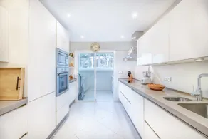 Elviria Hills Apartment - Image 5