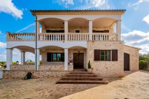 Sun oasis with optional breakfast/yoga/massage - Image 3