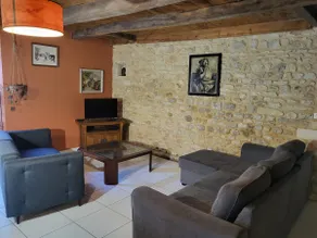 Large quiet house - Image 3