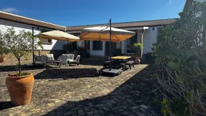 Spectacular Andalusian-style villa on a large estate - Image 3
