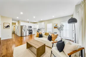 Hillside Haven: Serene 3BR Home Near NYC & EWR - Image 2