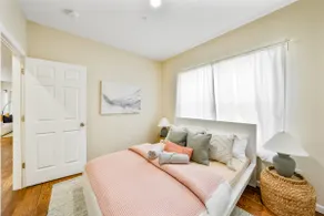 Hillside Haven: Serene 3BR Home Near NYC & EWR - Image 4