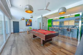 Ocean-View Villa: 3-Bed, 2-Level Pool, Bar & Games - Image 4