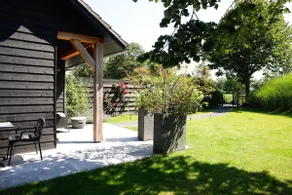 Charming luxury holiday home with a large garden. - Image 4