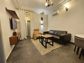 Douala Akwa: Studio with Generator & Wifi-Starlink - Image 2