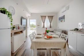 Private oasis with garden, swimming pool and sea within walking distance - Image 4