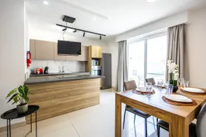 Gzira, New & Central 2 bedrm - Image 3