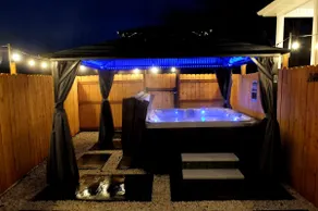 ”Luxury Basement Apt: Hot Tub” - Image 2