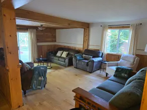 The Bears Den - Image 3