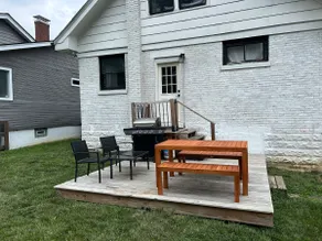 Renovated Farmhouse | Fire Pit | Huge Yard | 4BR - Image 4