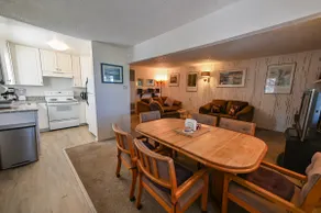 South Lake Tahoe view condo: shared hot tub/pool - Image 2