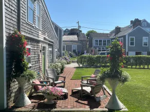Barn Two Blocks From Town and Beach - 2 bed/bath - Image 2
