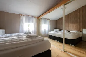 Spacious Chalet by the Kampina - Image 4