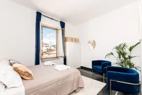 (Aquarium) Bright and Elegant Accommodation in the City Center - Image 2