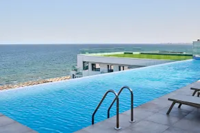 Yuma in Infinity Pool & Spa Resort - Image 3