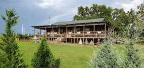 Two homes on a Christmas Tree Farm sleep 20+ - Image 2
