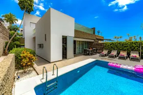 H20 privet pool@30ºperfect WIFI fully aircondition - Image 2