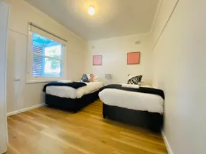 Budget Barossa*$0 cleaning fee*cute cottage*cubby - Image 5
