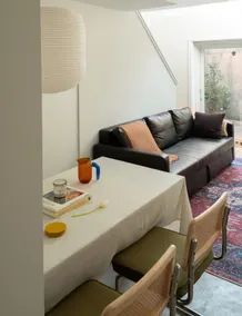 Designer 2-Bed Loft in Art Museum Area with Patio - Image 2