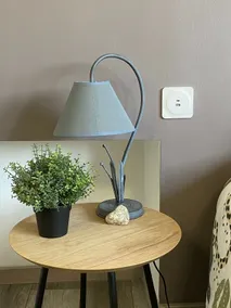 Independent studio with air conditioning + secure private parking + TV - Image 3