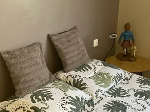 Independent studio with air conditioning + secure private parking + TV - Image 2