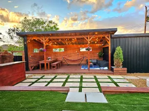 Modern 4BR/2BA• Bright, Spacious & Family Friendly - Image 2