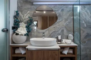 Olea Luxury Apartment - Image 5
