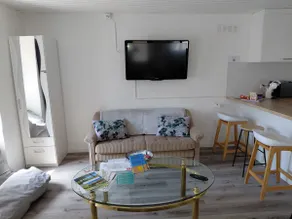 1-room apartment in Peseux. - Image 3