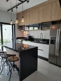 Comfortable home for family and work - Image 3
