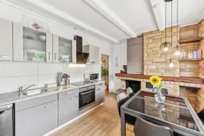 Quiet 3-room apartment for 5 | Terrace & parking - Image 2