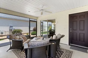 Spotless Villa Near Brownwood Sq- Lanai & King Ste - Image 4