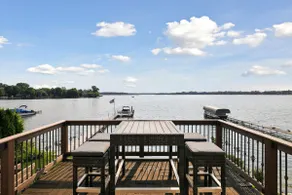 Forest Lake Retreat: Enjoy Any Season on The Water - Image 4