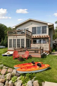 Forest Lake Retreat: Enjoy Any Season on The Water - Image 5
