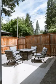 Stylish home with private access to Rogue River! - Image 5
