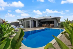 Luxury Retreat | Pool, Cinema & Alfresco Dining - Image 2