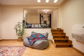 Vintage Vibrant Space ! - Image 4