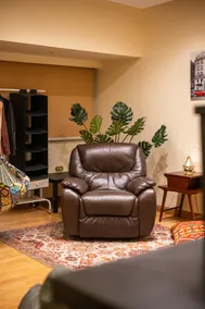 Vintage Vibrant Space ! - Image 5